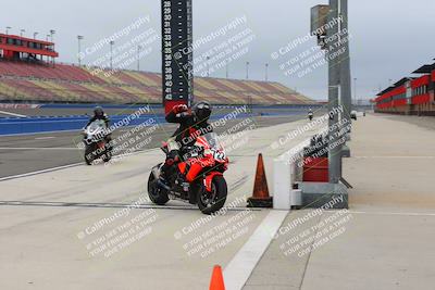 media/Oct-15-2022-Fastrack Riders (Sat) [[9a18b22502]]/Level3/Grid Shots/